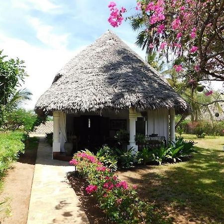 Holiday Home In Malindi Mambrui Exterior photo